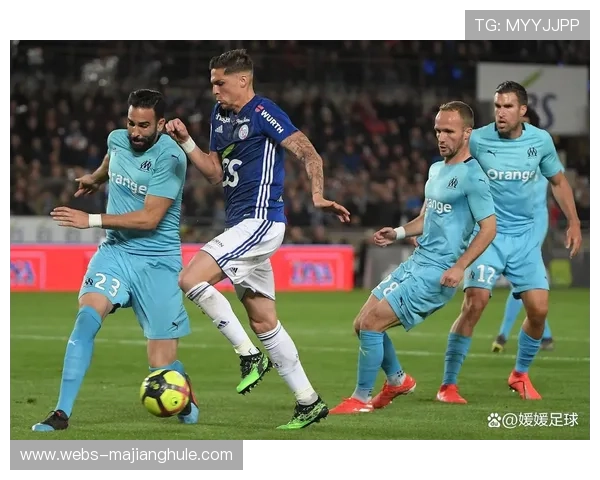 法甲冠军争夺白热化：巴黎朗斯仅差2分，里昂马赛紧追不舍